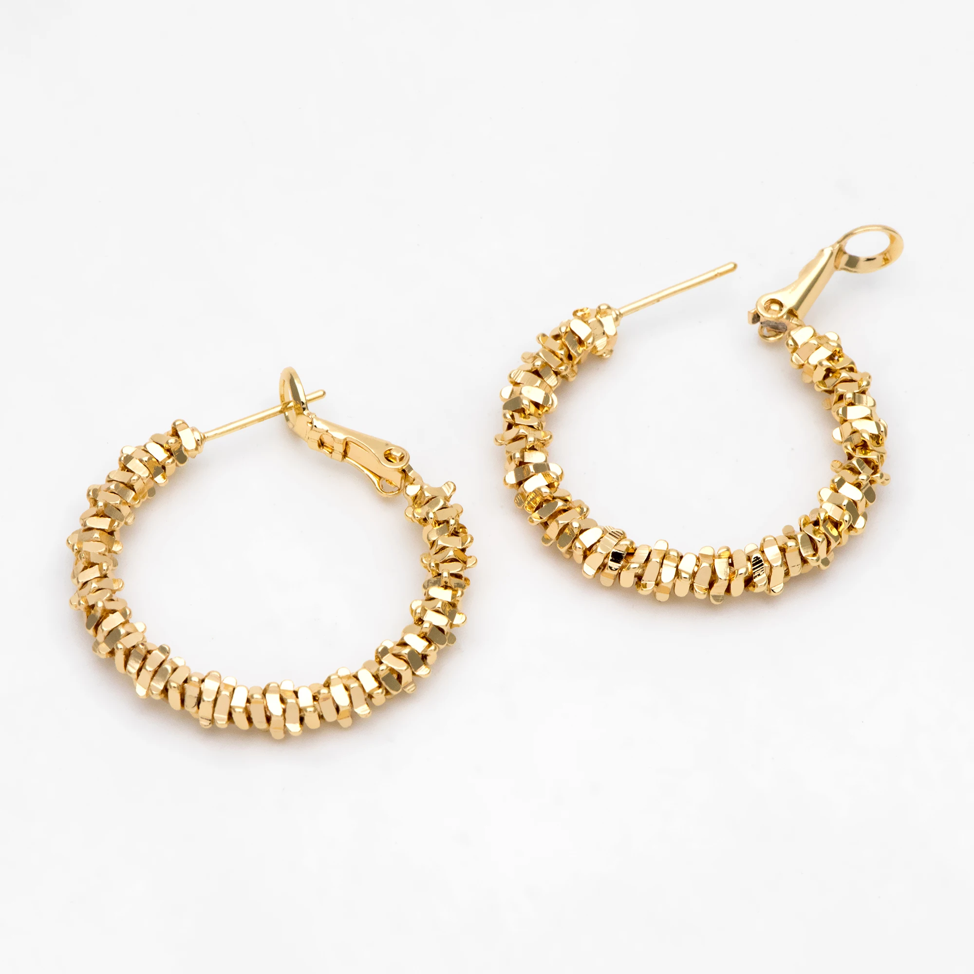 

4pcs Round Hoop Earrings 30mm, Beaded Huggie Earring, Large Leverback Ear Hooks, Earwire Findings Wholesale (GB-3092)