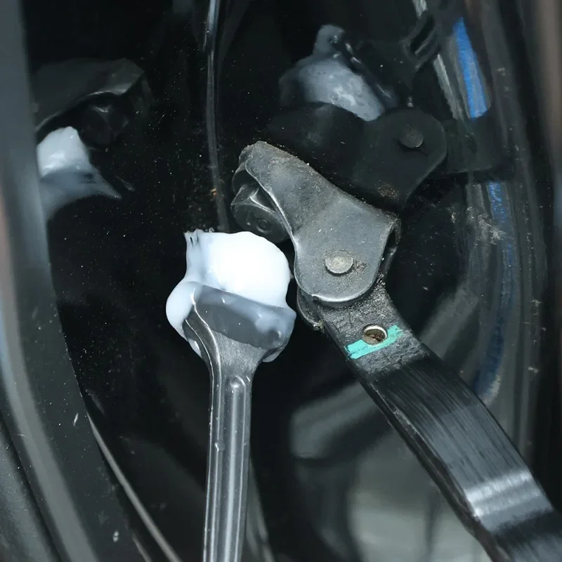 Car Lubricating Grease Car Window Rubber Strip Lubricant Door Handle Sunroof Slide Rail Electric Vehicle Chain Mechanical Oil