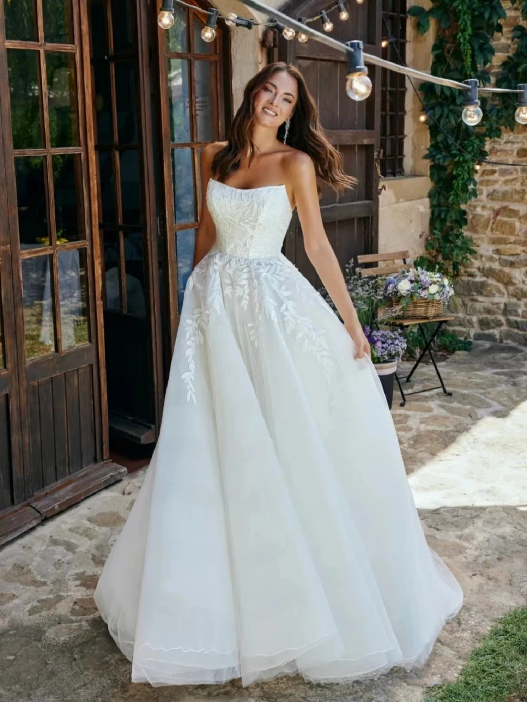 

New Peng Peng princess skirt dream three-dimensional hemline shaped bra elegant natural romantic free lace party wedding dress