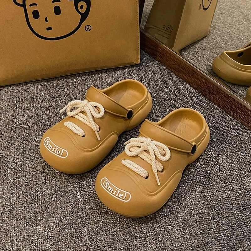 Casual Slippers Women Flats Fashion Designer Shoes Girls Home Trend Summer Beach Slides Indoor Platform Sandals Ladies Elegant