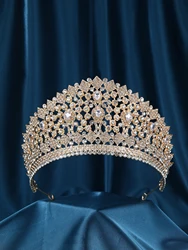 Exquisite Vintage - Inspired Gold Diamond Crown - Regal Bridal and Formal Headpiece - Size fits all (Gold)