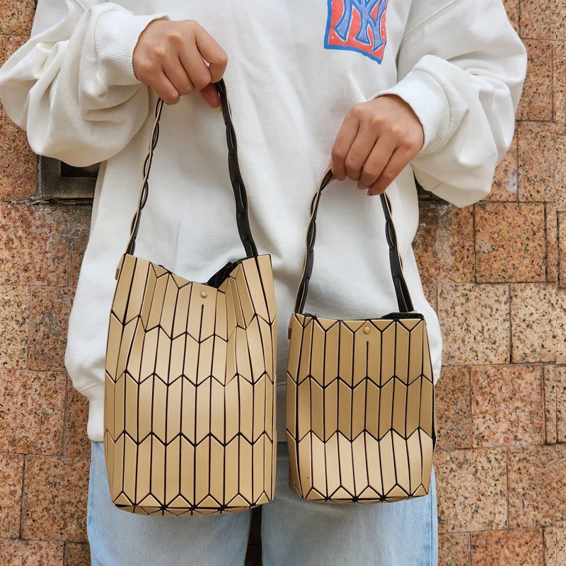 New Women's Geometric Large Capacity Girls Bag Bolsa Luxury Brand Designer Geometric Shoulder Crossbody Bag Folding Handbag