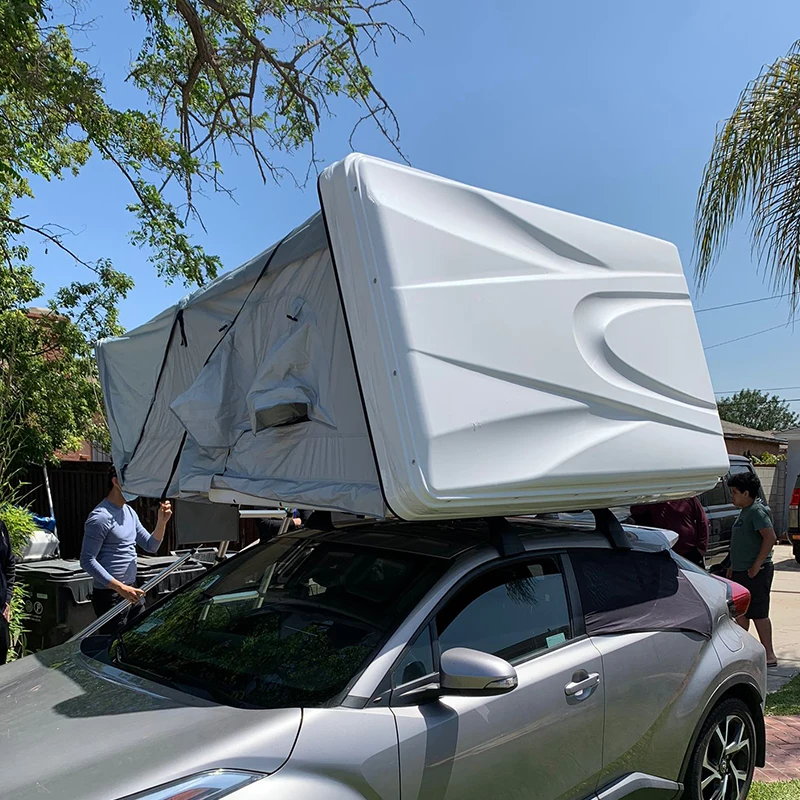 Nuovo Design Outdoor Camping Big Space 4 Persone Maggiolina Roof Top Tenda Hard Shell In Vendita