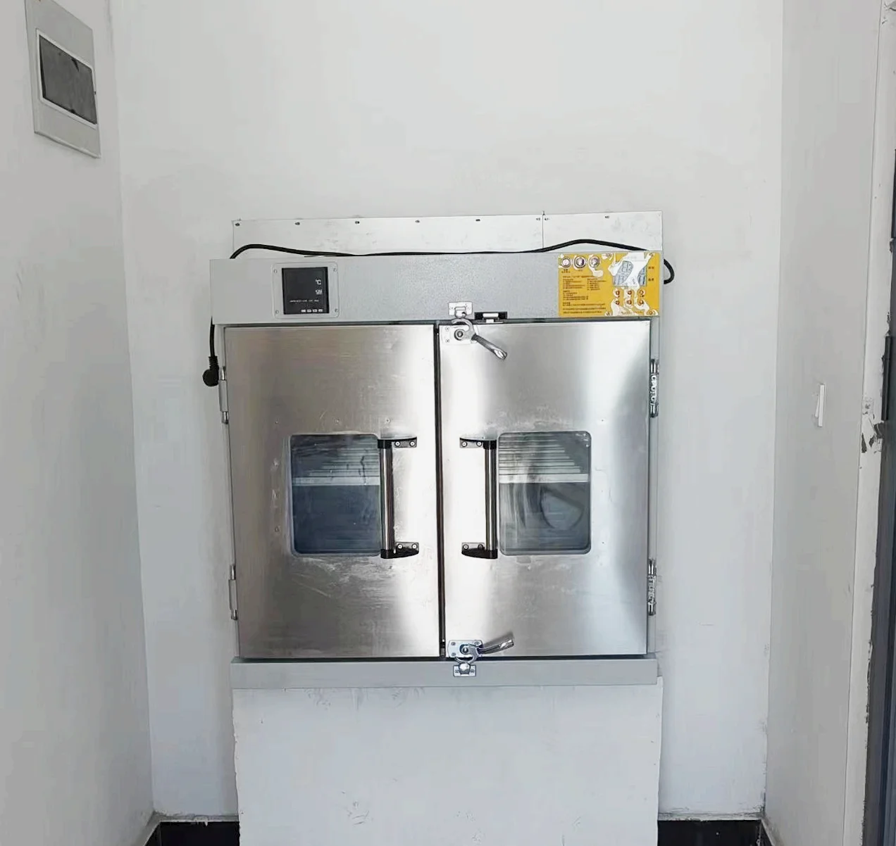 Double Door Hot Air Circulation Thermal Disinfection Drying Cabinet For Clothes Cups And Tablewares 5