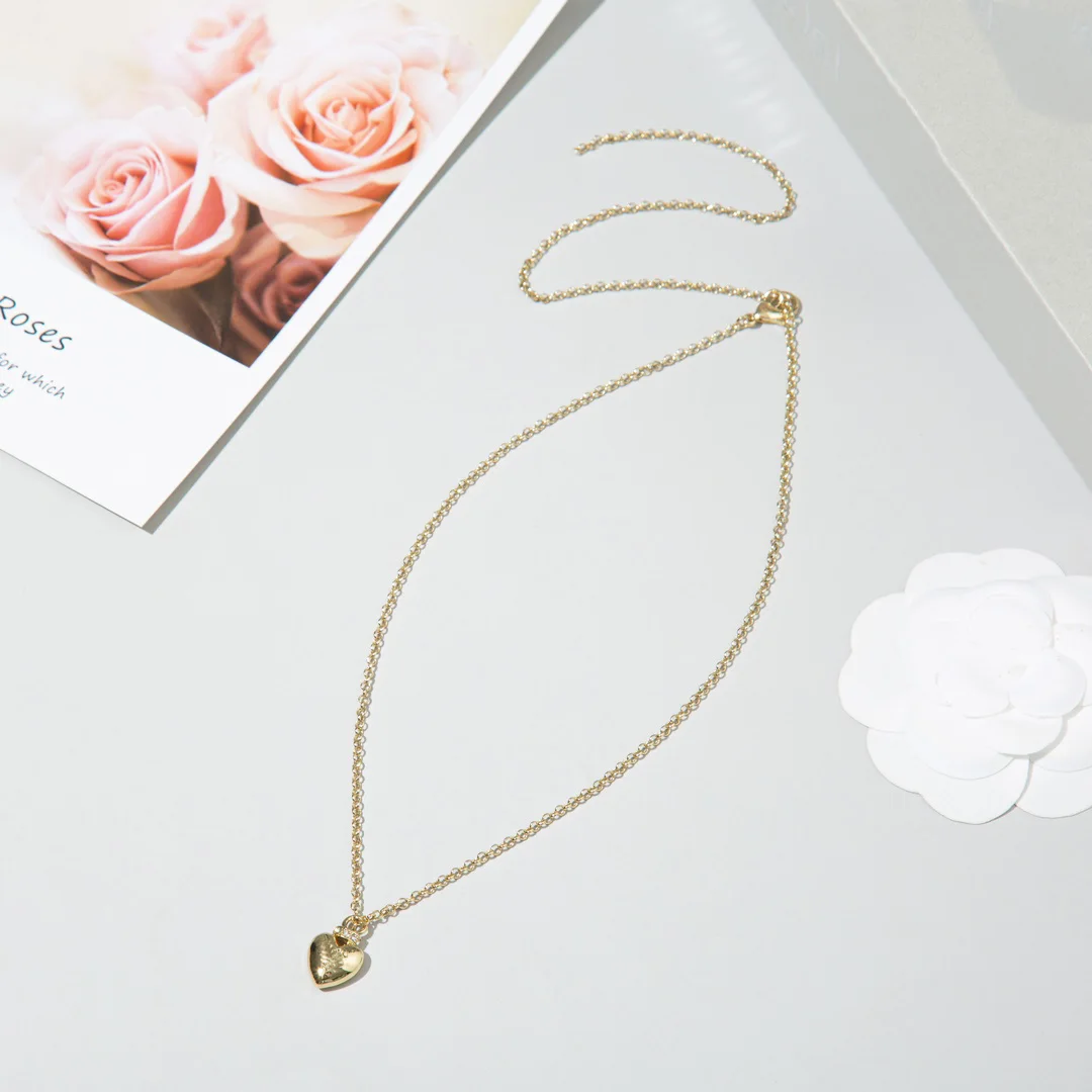 2024 New Simple Heart Shape Glossy Pendant Necklace High Quality Luxury Design Jewelry For Women