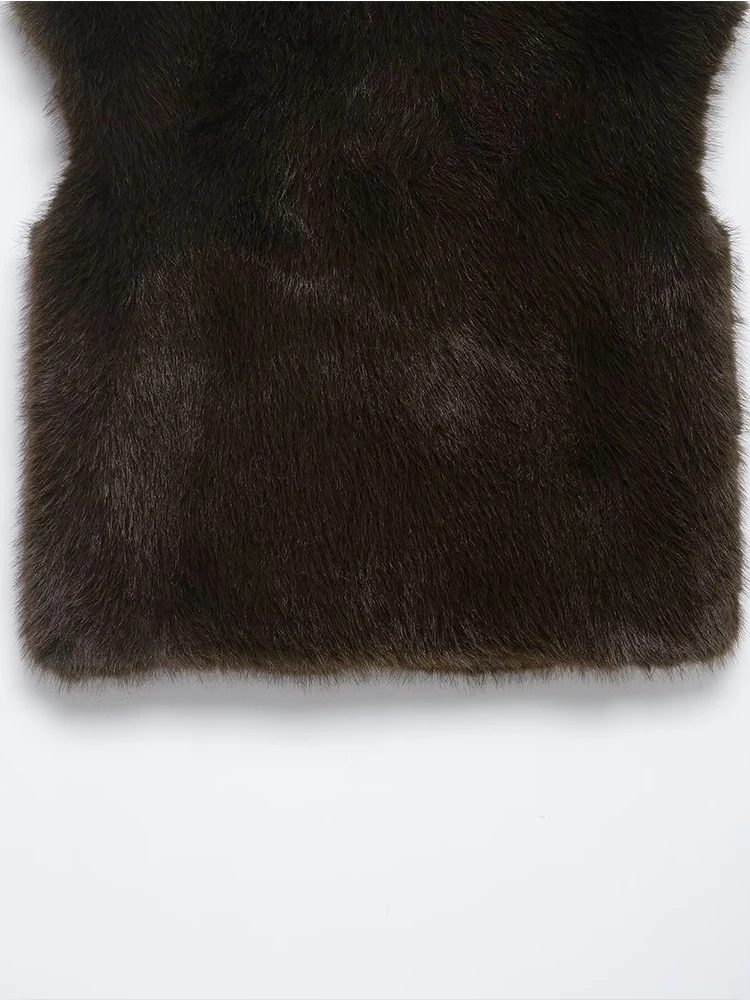 Faux Fur Vest Top Women Fashion Turtleneck Fluffy Vests Coat 2025 Winter Female Elegant Sleeveless Jacket Waistcoat Outerwear