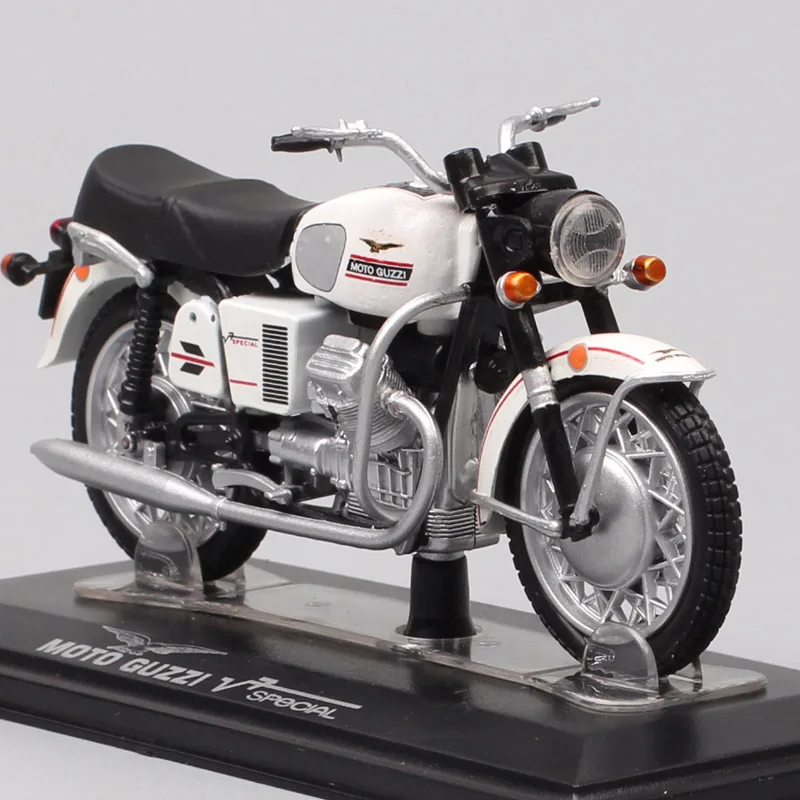 Moto Guzzi présente la nouvelle série V7 Mark III