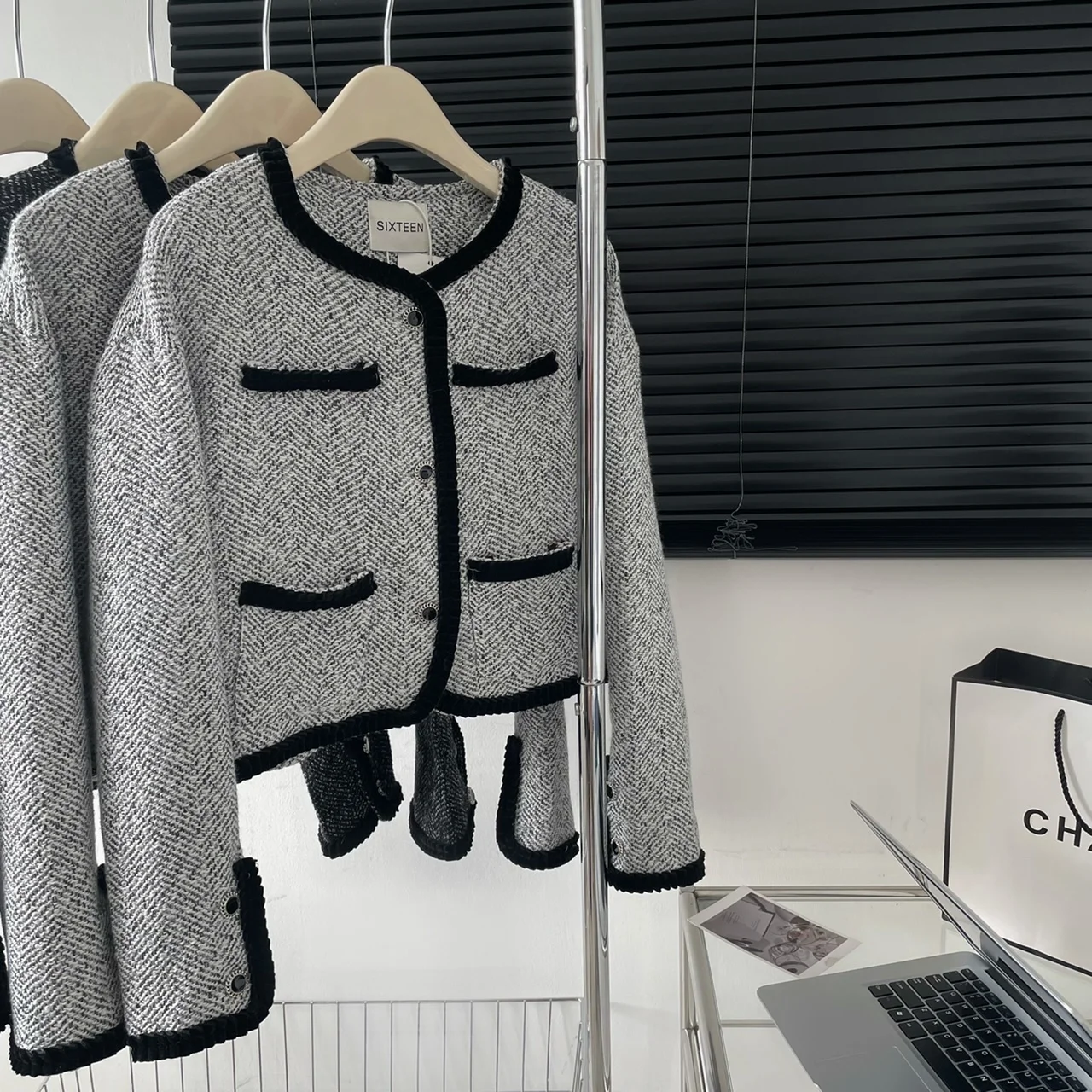 

BULOCHOVA Fall Vintage Tweed Wool Weave Short Jacket Coat New Autumn Women Casual Single Breasted Patchwork Color Slim Outwear