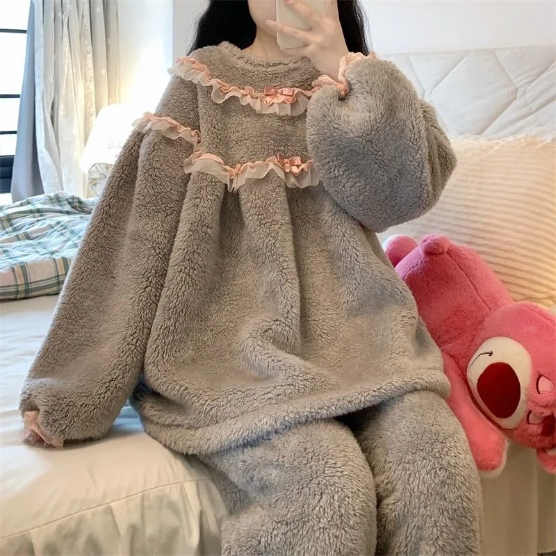 French Super Sweet Girl Coral Velvet Pullover Nightgown Female Autumn and Winter New Foreign Style Sweet Girl Warm Home Set