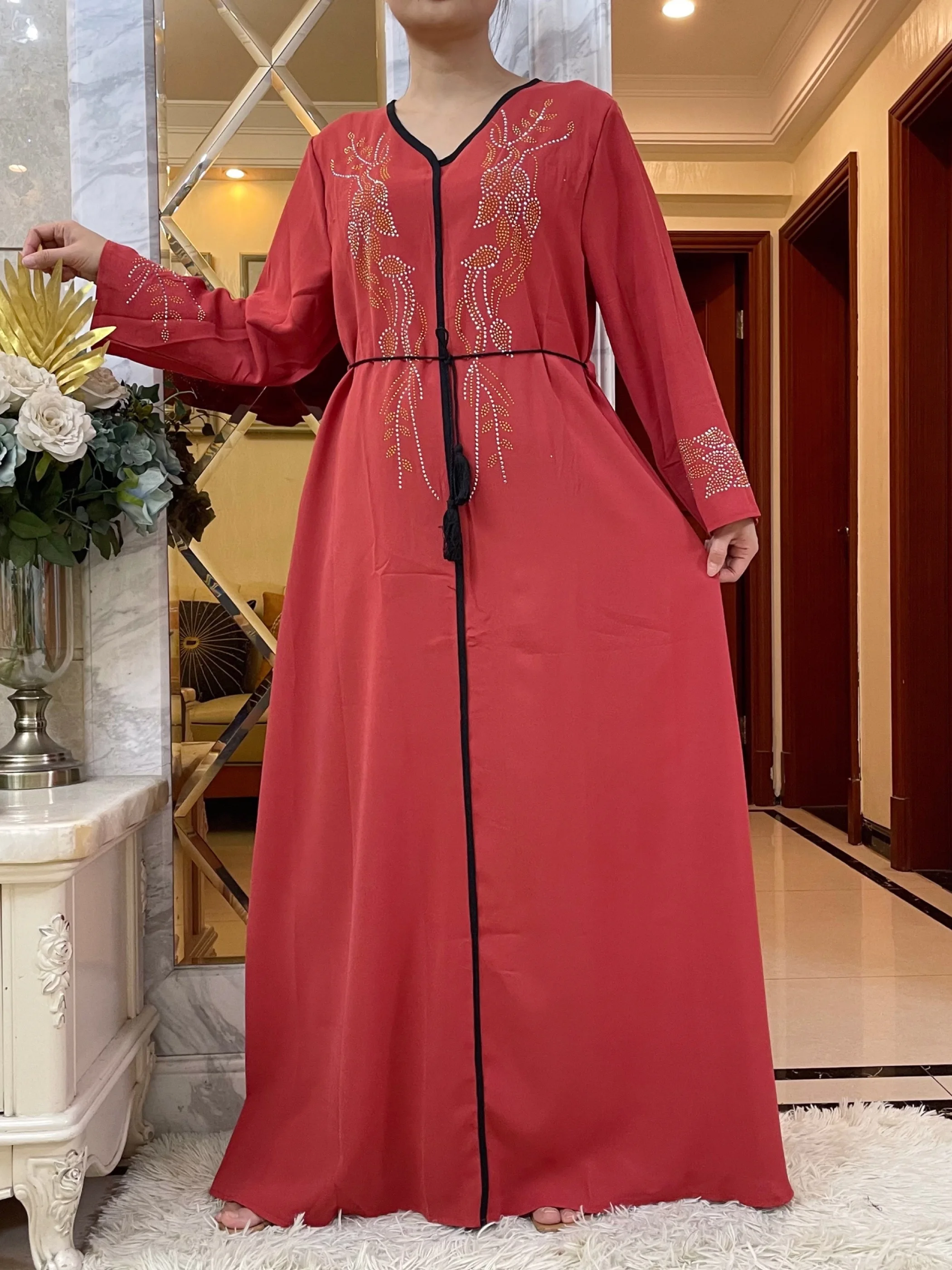 2024New Fashion Dubai Muslim Abayas For Women Long Sleeved Chiffon Diamonds Loose Robe Islamic Femme Elegant Dress With Turban