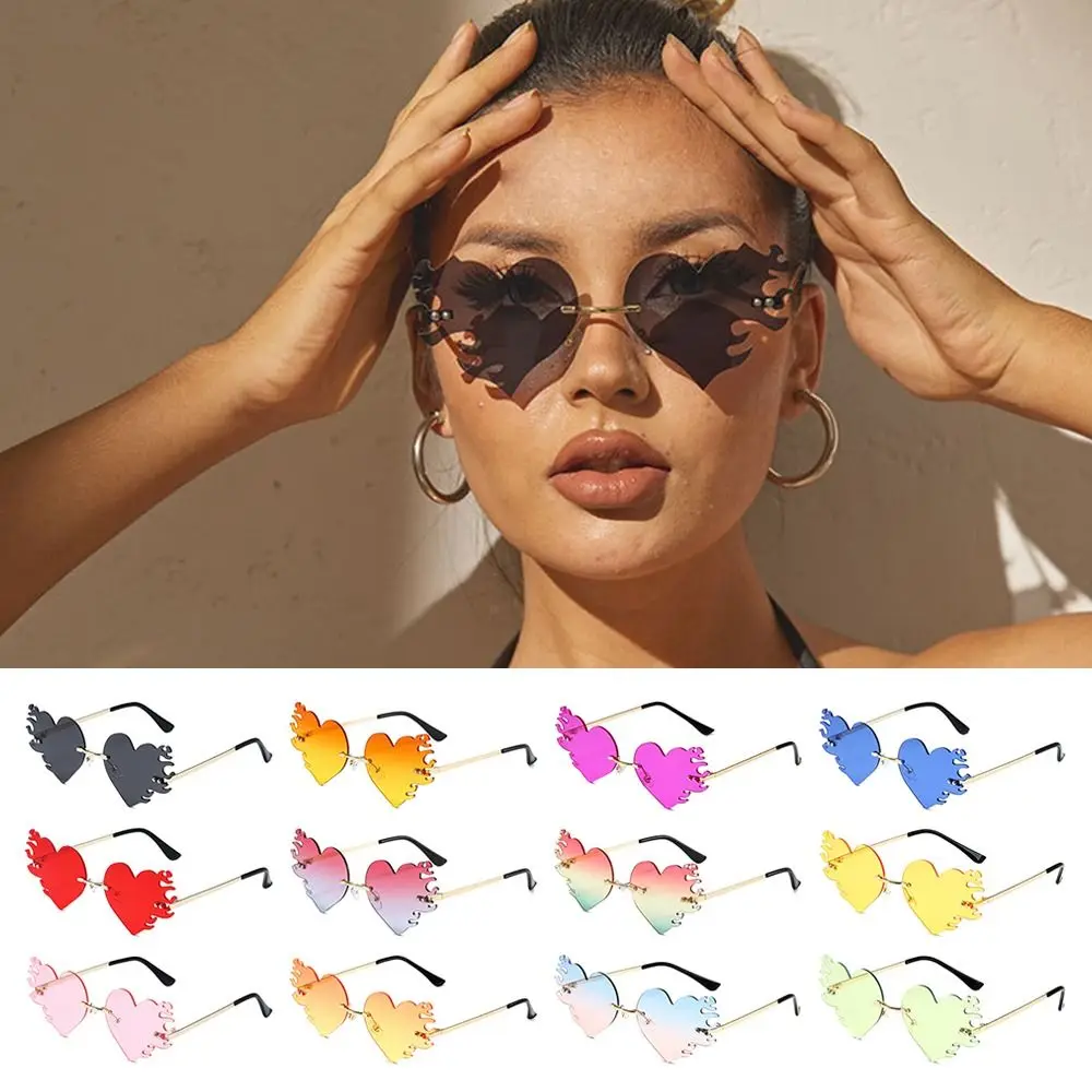 

Солнцезащитные очки в форме сердца с защитой UV400