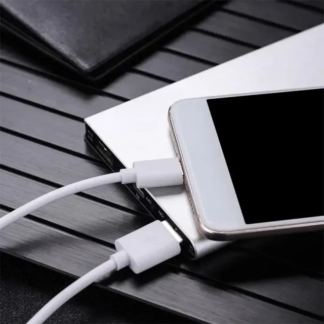 장애물을 극복하는 매우 긴 마이크로 USB 고속 충전 데이터 케이블