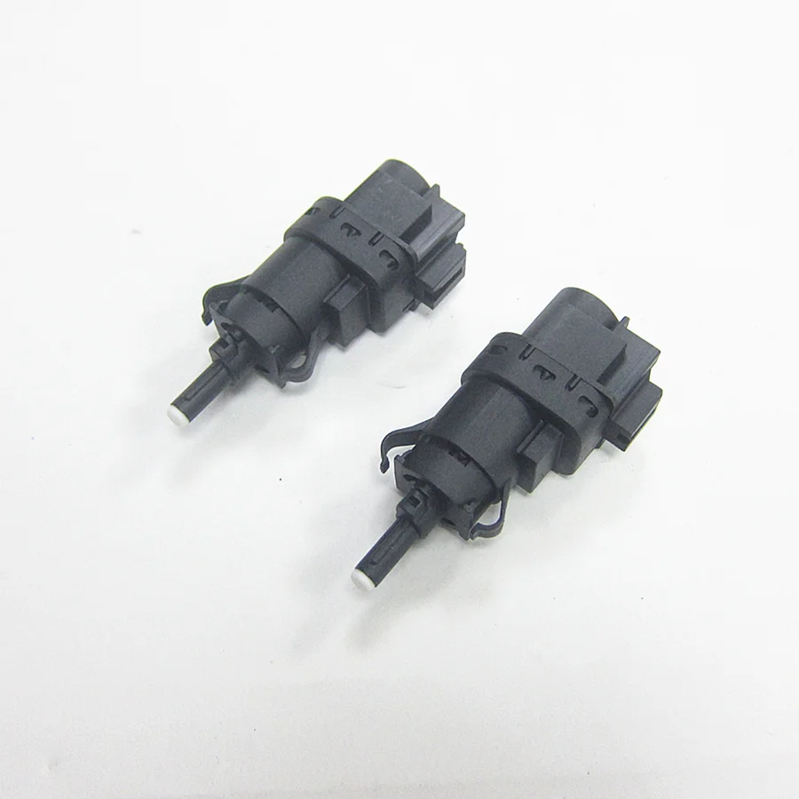 อุปกรณ์เสริมรถยนต์เบรคสวิทช์โคมไฟ BR1A 66 490สำหรับ Mazda 2 2007 2012