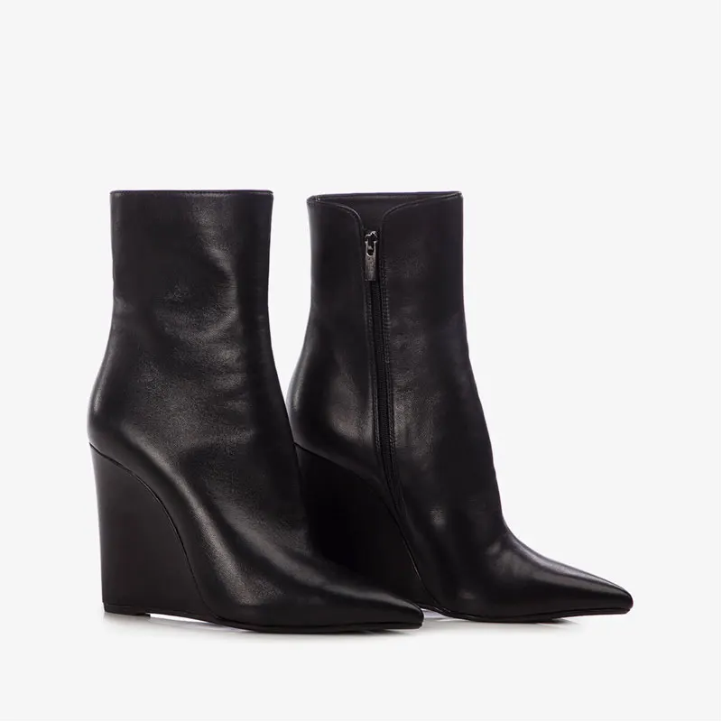 

Women's New Pointed Leather Super High Slope Heel Side Zipper Versatile Ankle Comfort Short Boot