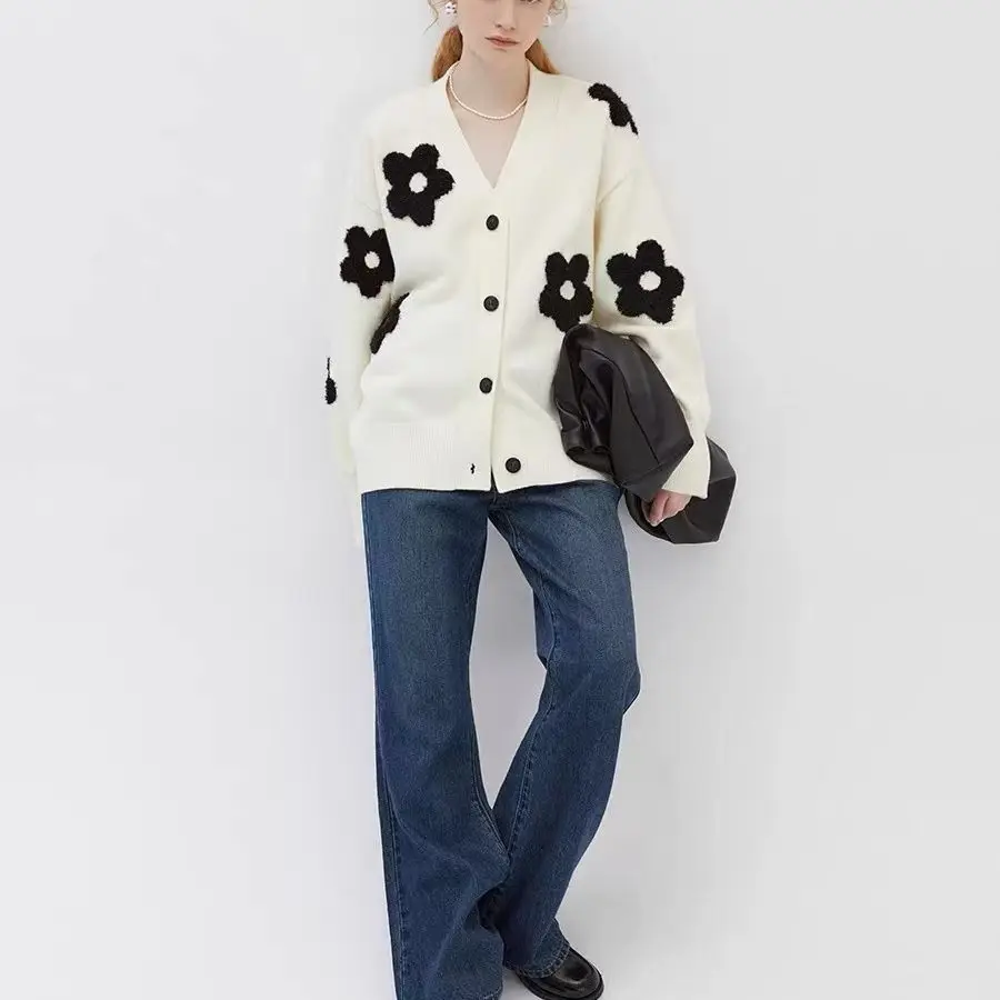 

Autumn Winter Women's V-neck 3D Flower Long Sleeve Sweater Fashion Knitted Cardigan Jacket Coat