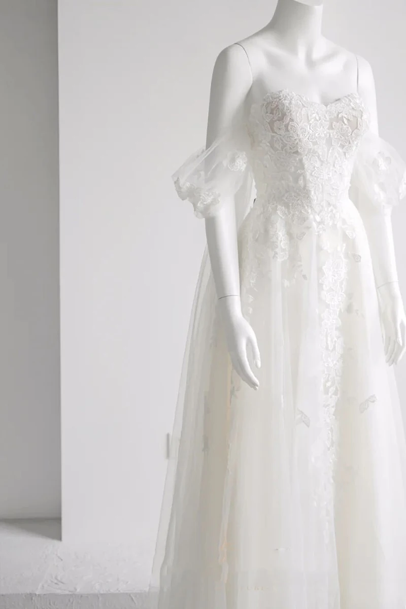 

Temperament a word shoulder wedding dress super fairy fantasy lace socialite engaged to go out light gauze skirt with tail noble