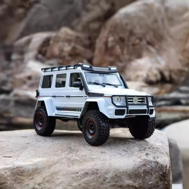 YiKong New YK4106 V2 G class Simulation Model Climbing RC Car 1/10 Remote Control Model Electric Outdoor Off Road Vehicle Toy 3