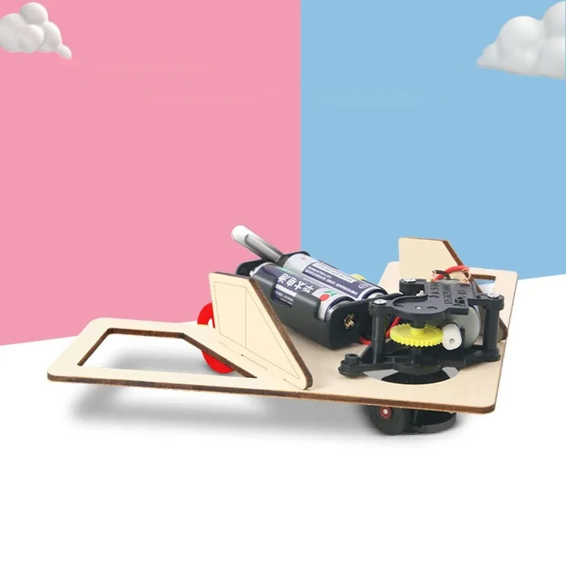 Kit di Montaggio Robot Auto con Evitamento Ostacoli Fai-da-Te, Modello Artigianale, Ornamento da Scrivania con Circuito Intelligente, Decorazione Tecnologica Fatta a Mano - immagine 2