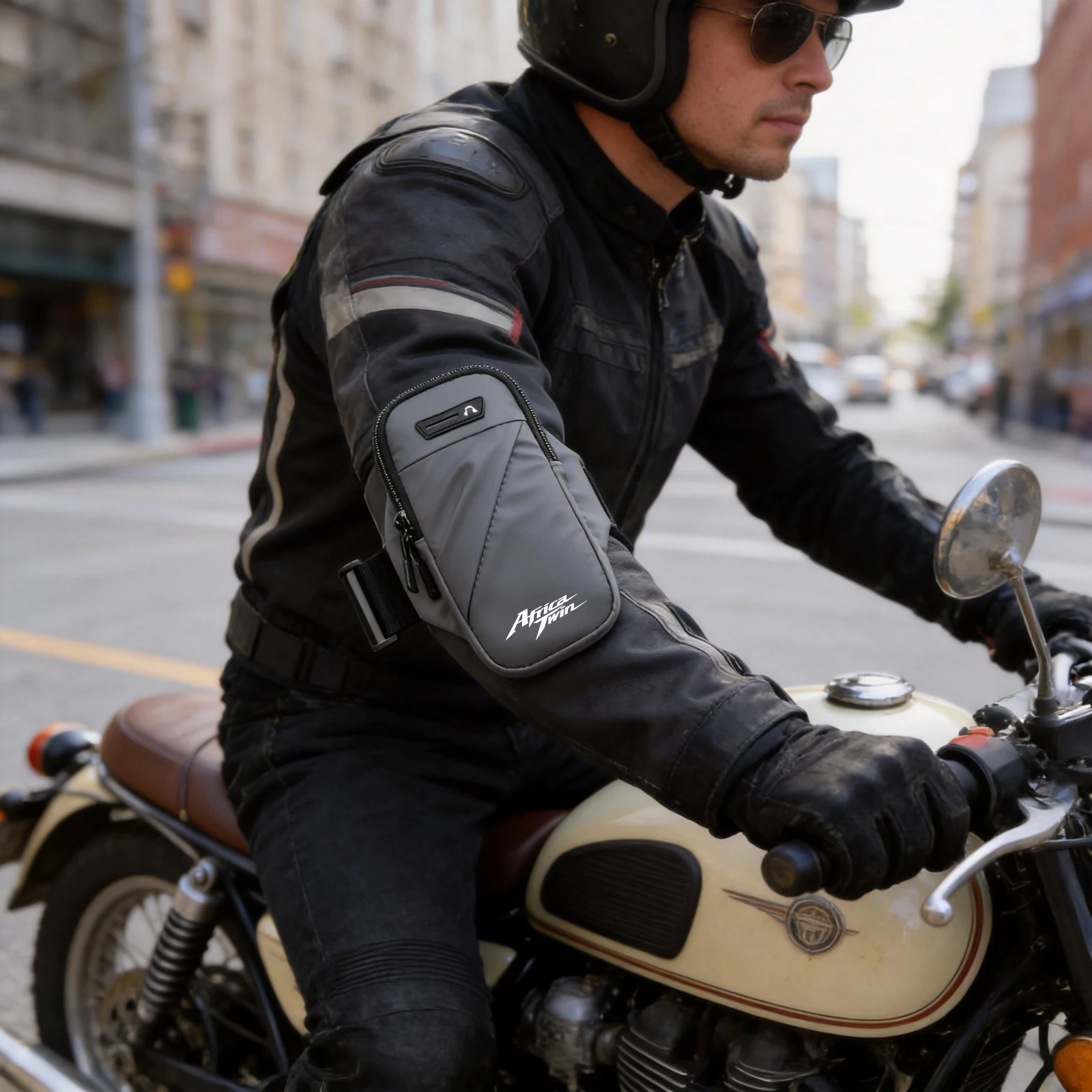 Motorcycle phone arm bag waterproof overview