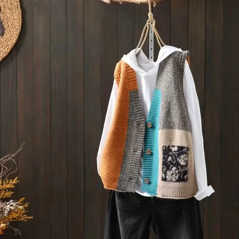 

Spring and Autumn Women's Cardigan V-neck Sleeveless Button Print Panel Vintage Knitted Vest Fashion Casual Sweater Tank Tops