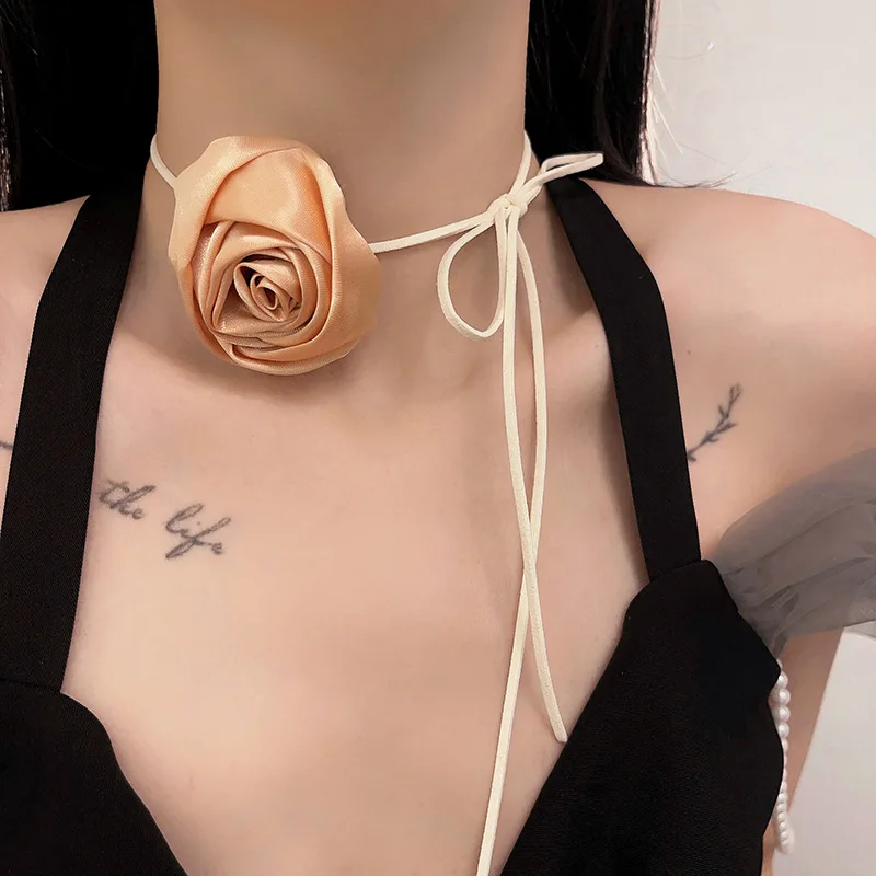 Velvet Choker Necklaces Women Jewelry Fashion Retro Rose Necklace Elegant Collar Bohemian Exaggerated Flowers Necklet Handmade Charm Velvets Clavicle Chain jewelry