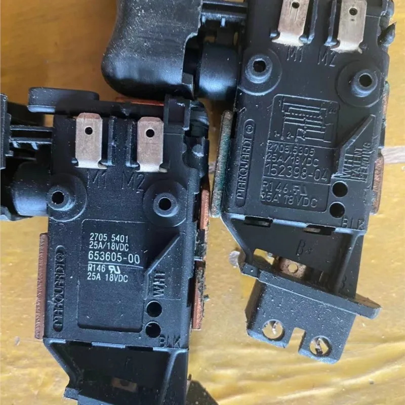 987 759 dc385 marquardt 25a 18vdc 02