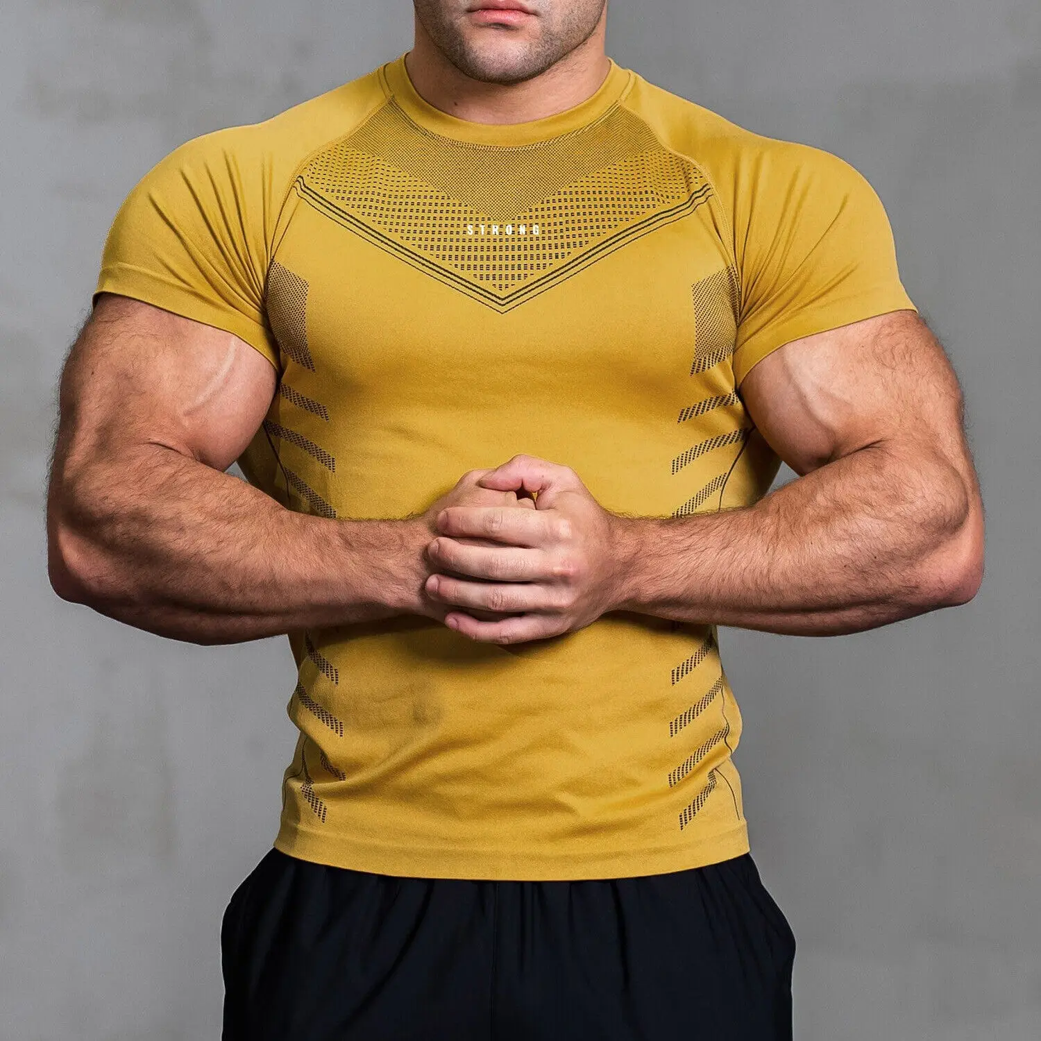  Camiseta de secado rápido para hombre con estampado gráfico,  camisetas sedosas, de manga corta, ajuste recto, ligeras, Negro - : Ropa,  Zapatos y Joyería