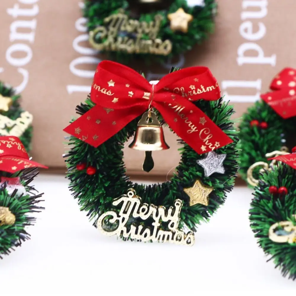 Plastic Christmas Wreath Green Red Miniature Scene Decor