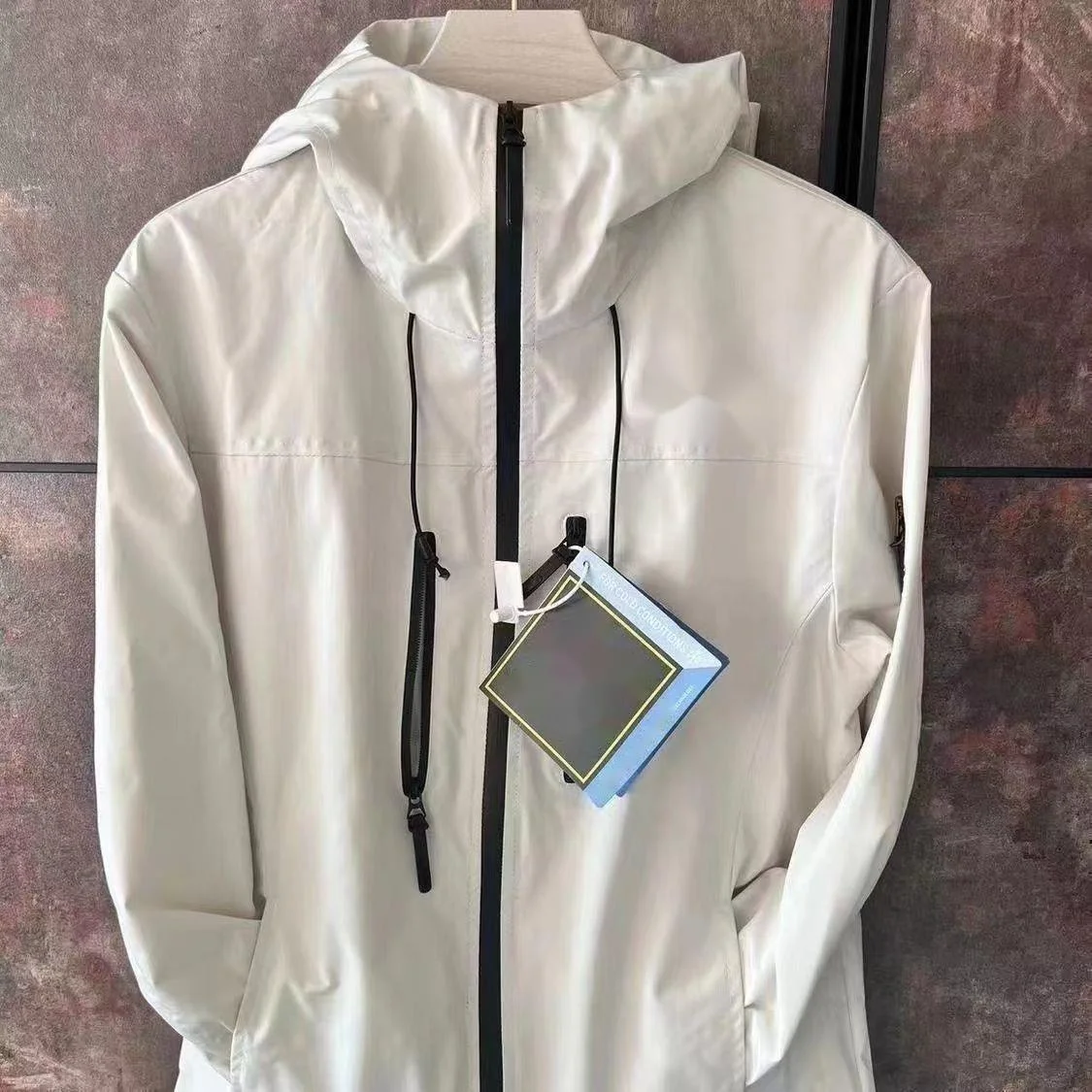 

High Quality ARC Three-layer Outdoor Waterproof Jacket Alp Sixth Generation SV Men's Casual Lightweight Mountaineering Jacket