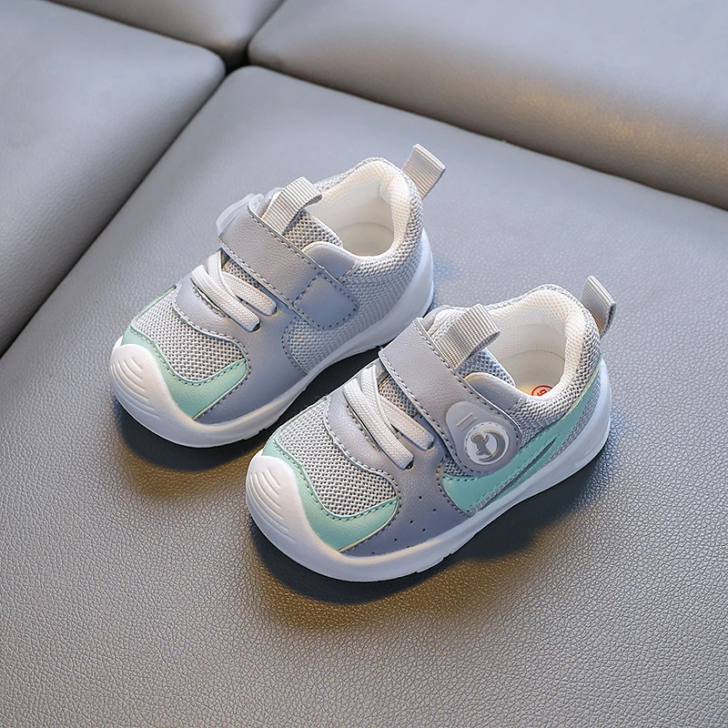 Baby Boys Girls Spring and Fall New 1-2 Years Old Breathable Leather Baby Walking Shoes Fashion Simple Lightweight Sneakers