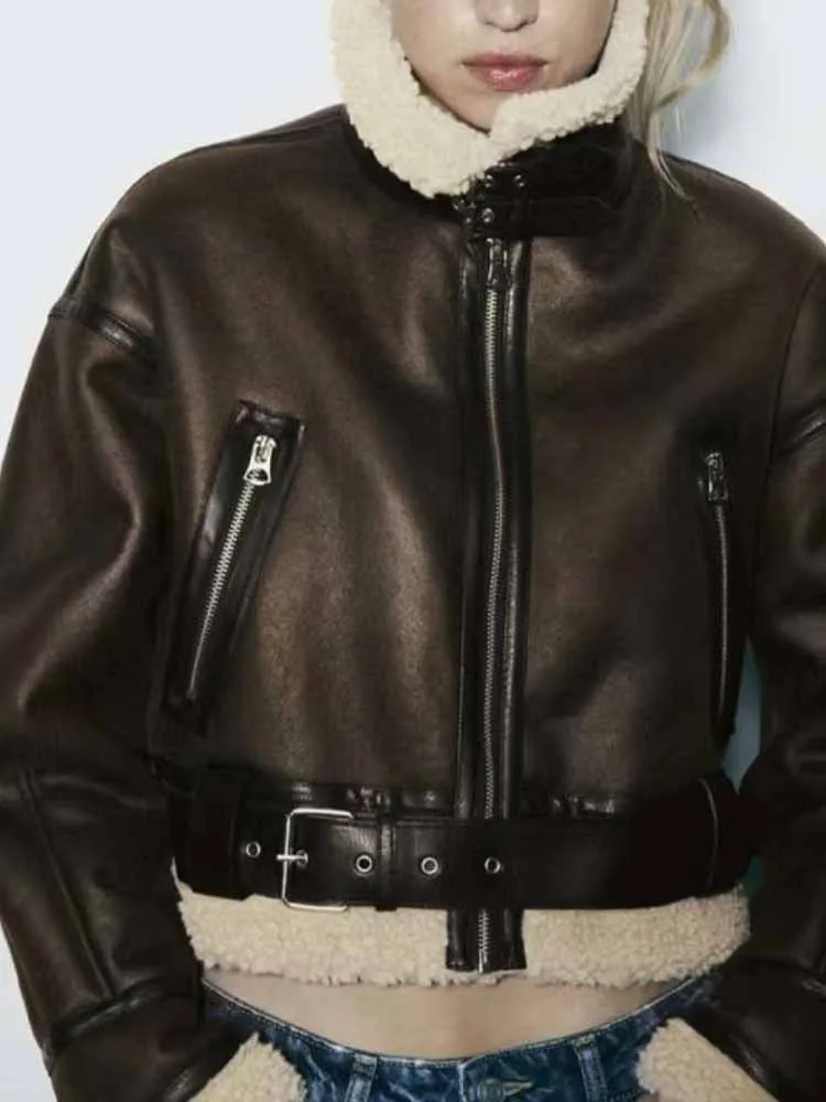 Рисунок 4 - Женская двухсторонняя укороченная