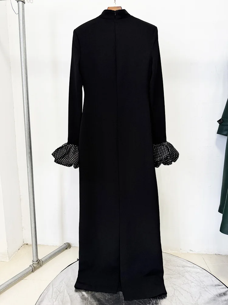 أحدث صيحات الموضة لعام 2025 من HIGH STREET فستان م...