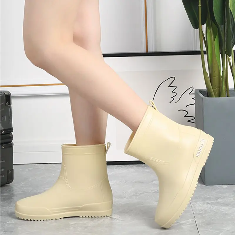

Women's Autumn Winter Rain Boos Short Tube Removable Plush Rain Shoe Wearable Rain Shoe Two Sunny Weather Shoe Pastoral Overshoe