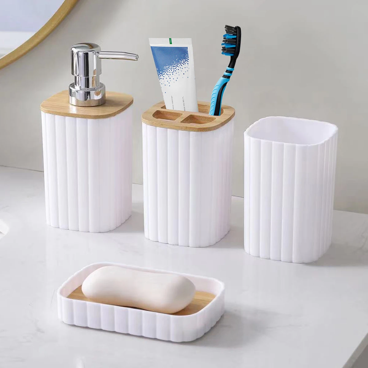 4 Piece Bathroom Set Image 4