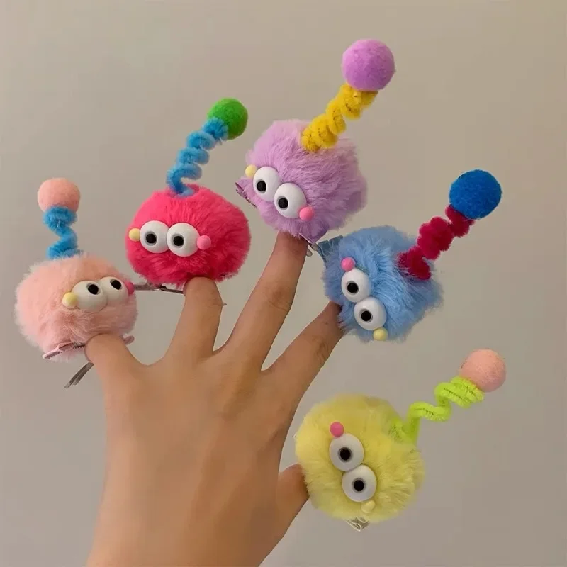 Рисунок 6 - Симпатичные плюшевые заколки для волос с шариками