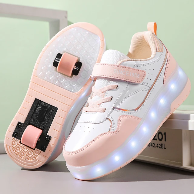 Mode Baskets Enfants LED lumières Chaussures à Roulettes Garçons