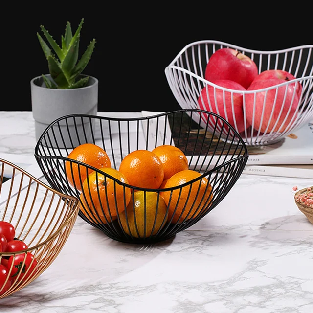 Nordic-Style Metal Wire Fruit Bowl 1