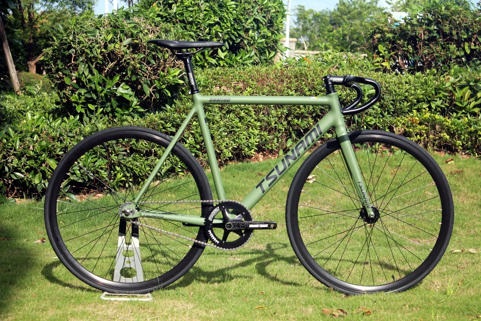 ブレーキなし 52/55/58CM TSUNAMI SNM100 ピストバイク 完成車 アルミ