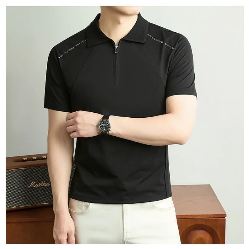 Polo da Uomo Bianca con Mezza Zip, Decorazione a Punti, Maniche Corte Raglan, Morbida, Casual, per Business
