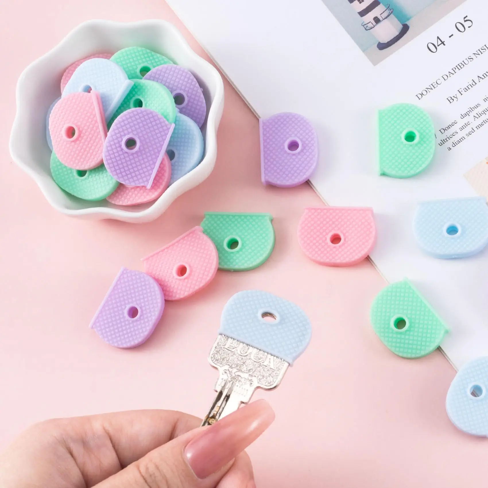 Colored Key Caps PVC Soft Key Cover Elastic Identification Protector Organizer Hollow Silencer Topper Accessories 2/5Pcs