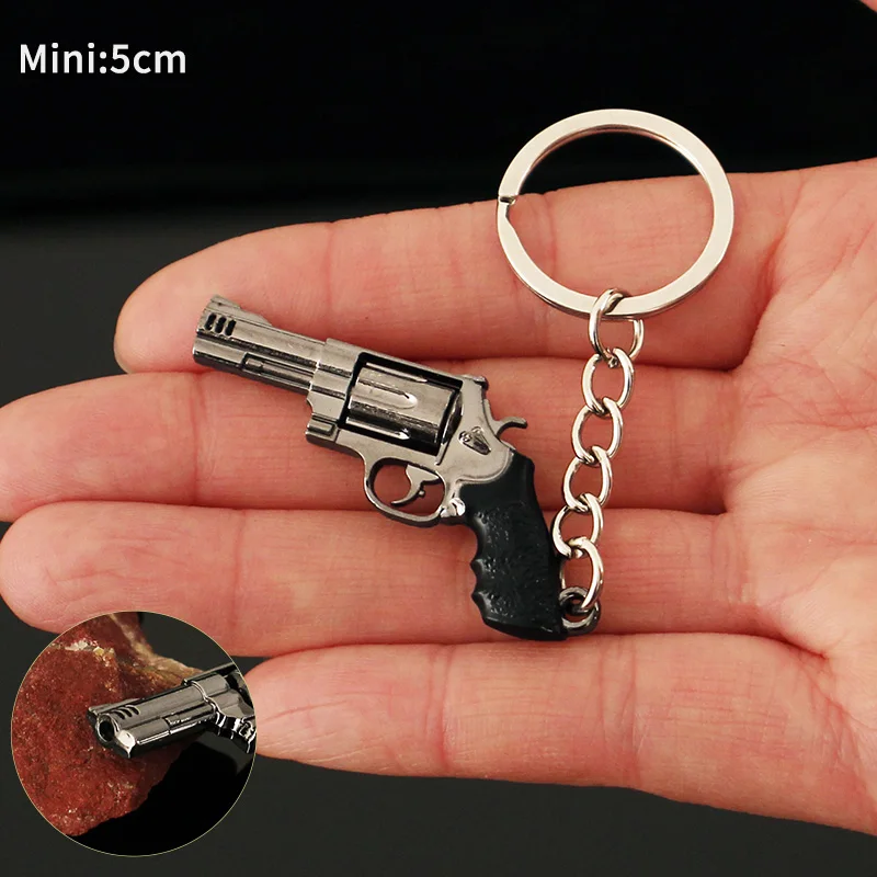 PUBG Mini Gun Keychain Metal Pistola Model 5cm Revolver Alloy Weapon Light Key Chain Birthday Gifts Toy for Kid Wholesale 5