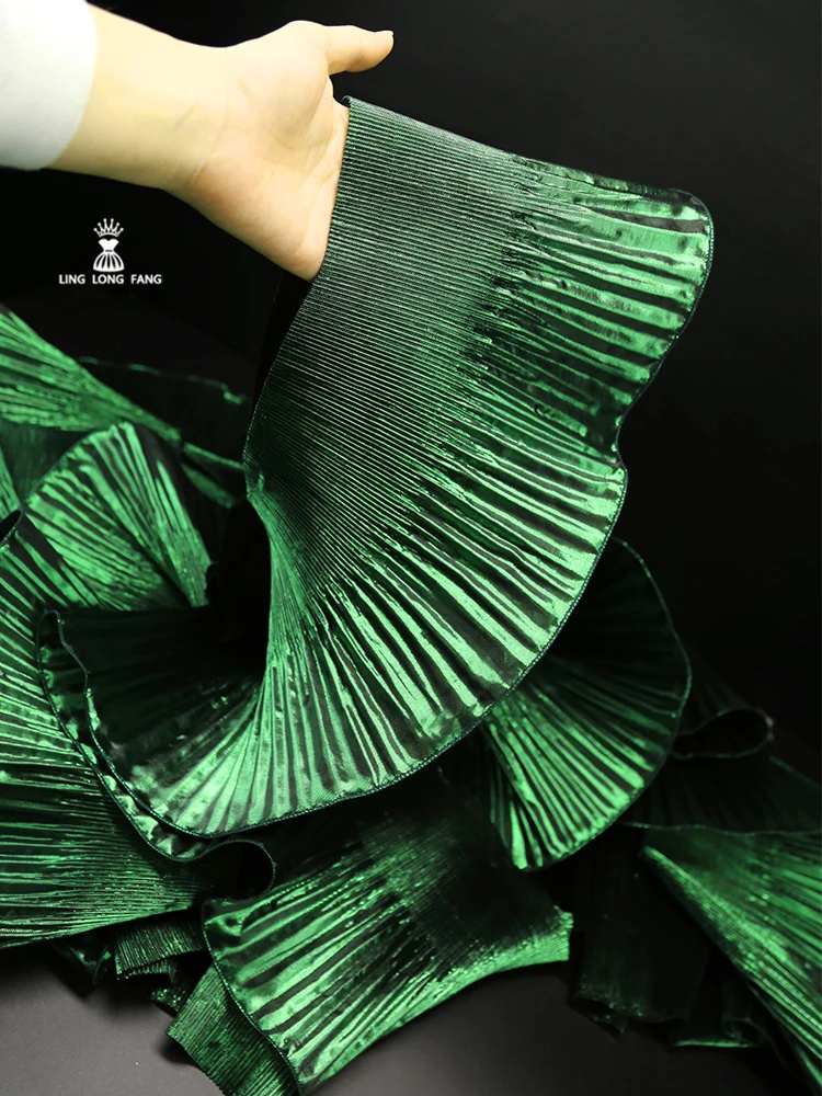 Velký vlnitý plisované volánky metalické krajka stylingový etapa šaty dekorace výtvarník textilie DIY šicí řemeslo příslušenství krajka stříhat