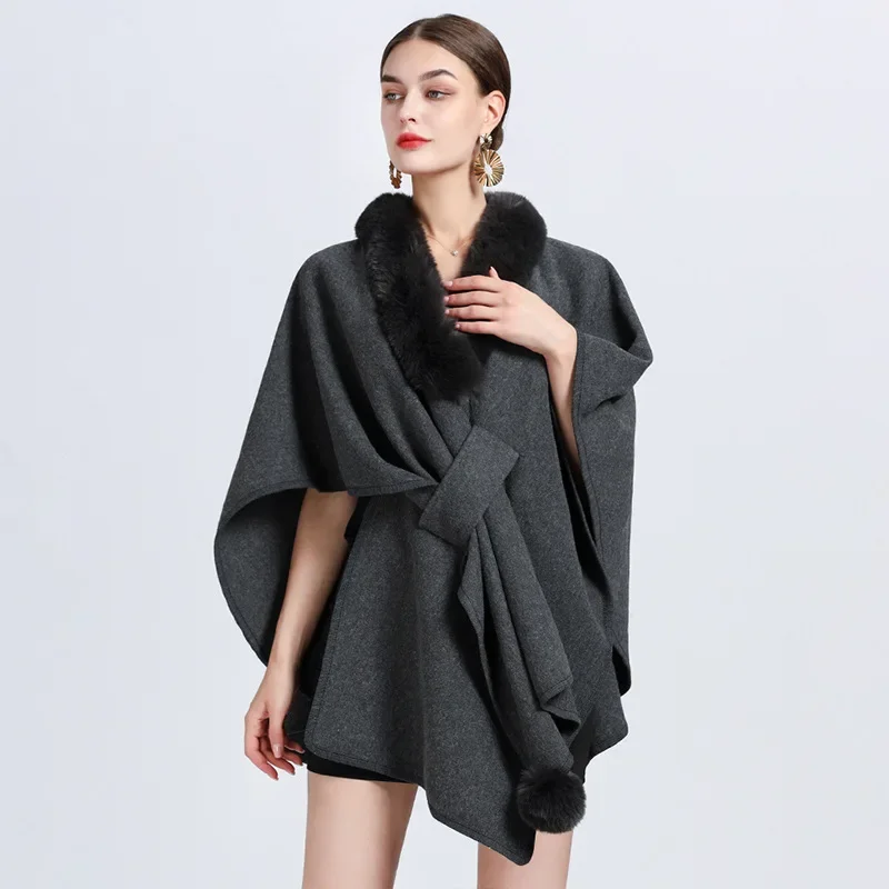 

Autumn Winter New Imitation Otter Rabbit Fur Collar Cape Large Knitted Cardigan Coat Ponchos Women Capes Cloak