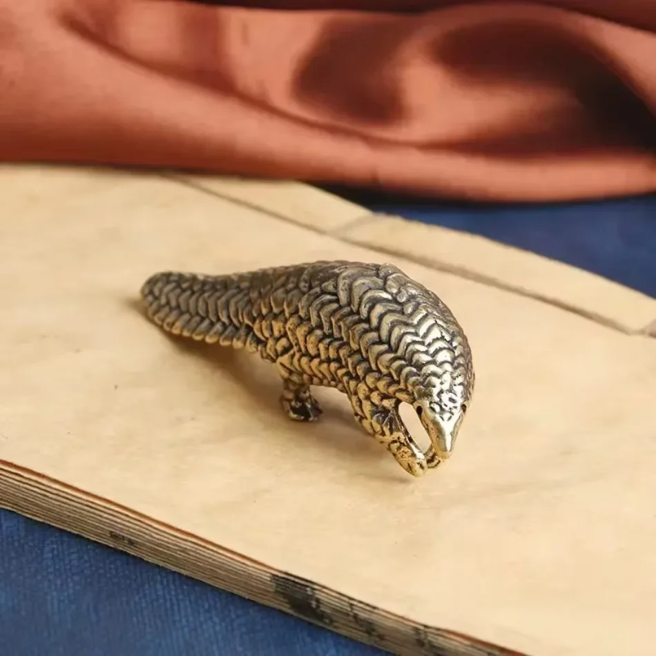 Solid Copper Small Pangolin Figurines Miniature Vintage Bronze Animal Home Ornament Statue Desktop Oranment Craft Gift Accessory