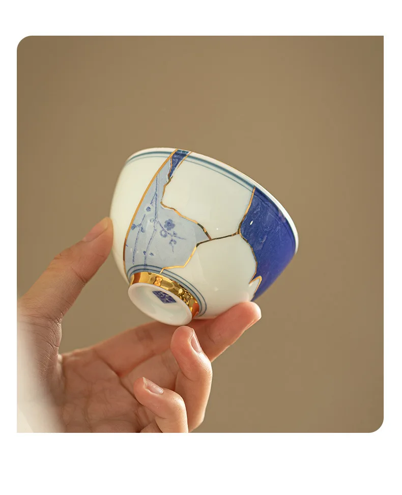 Description Picture 6 of item120ml Jingdezhen Blue And White Porcelain Teacup Hand-painted Gilded Cup Meditation Cup Personal Master Tea Bowl Teaset Gifts