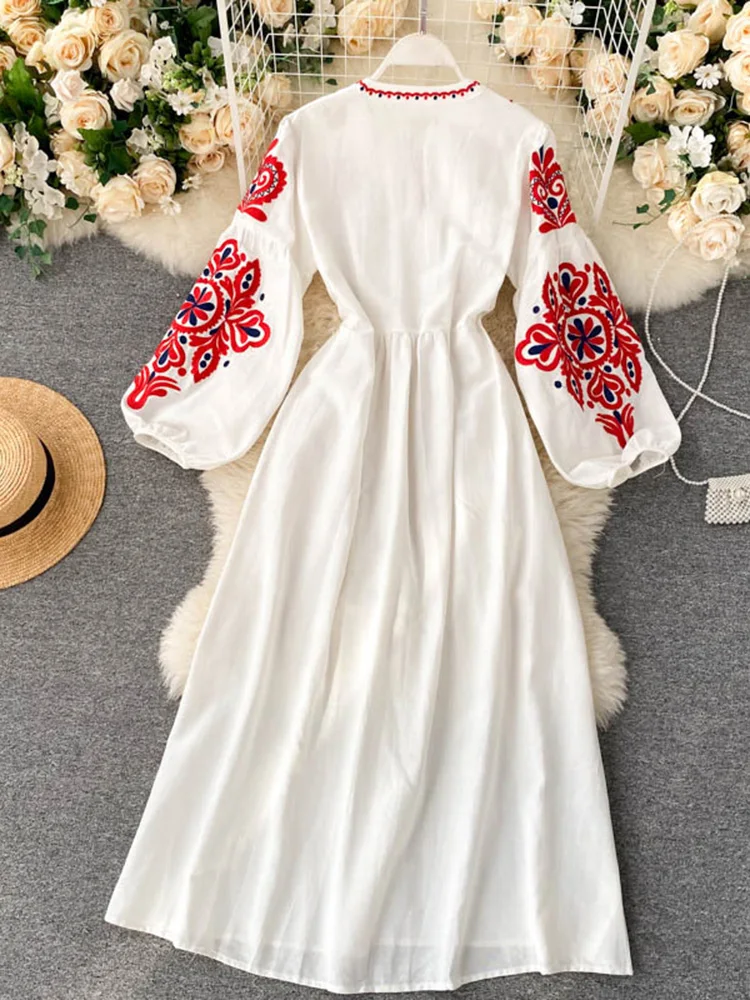 Women Autumn Dresses Bohemian Embroidered Flower O-Neck Lantern Sleeve High  Waist Pleated Dress All-match Female Vestidos PL393