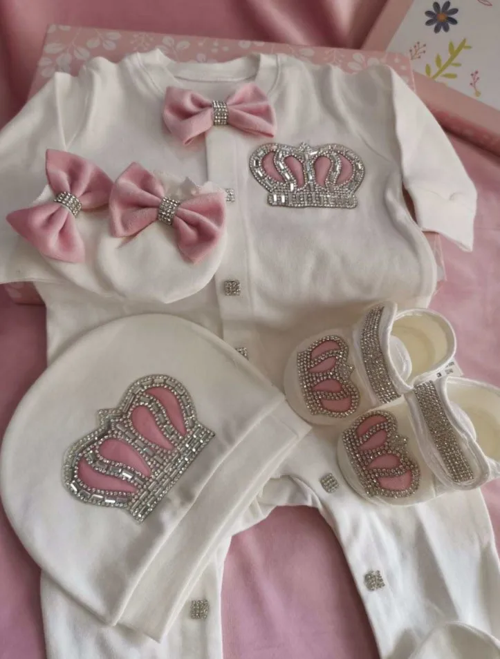Tutine per bambini e neonati - Abbigliamento per neonati, bambini piccoli e bambini, corredini per neonati Negozio
