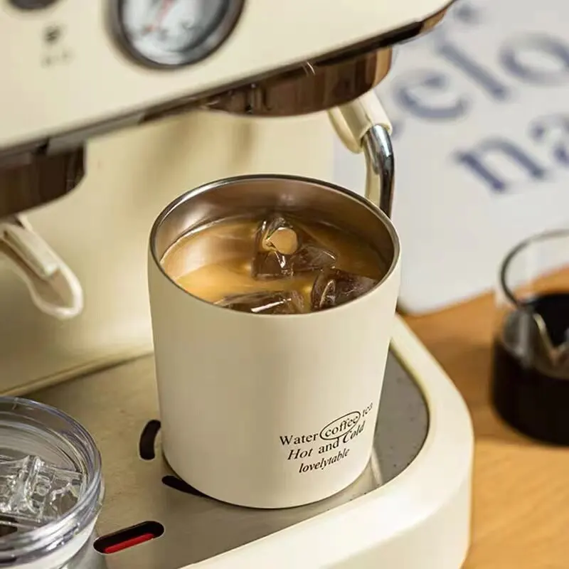 كوب قهوة صغير محمول كوري