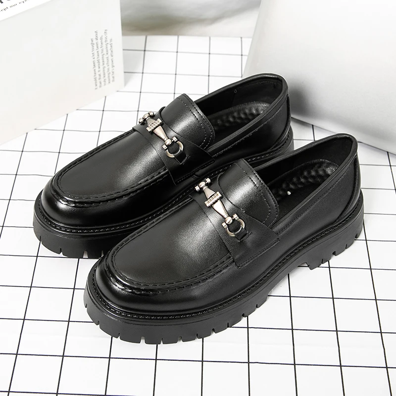 أحذية رجالية جديدة كاجوال بدون رباط ذات نعل سميك لزيادة الطول، أحذية جلدية أنيقة للأعمال، أحذية رسمية للرجال للارتداء الخارجي