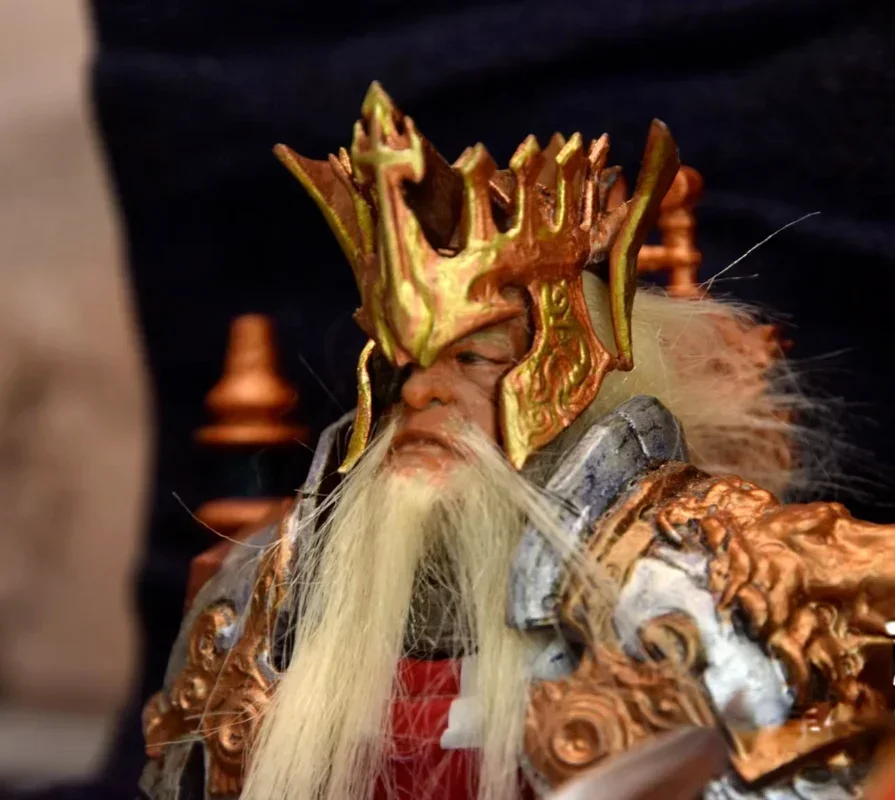 1/6 Scale Crown Helmet Model for 12'' Figure